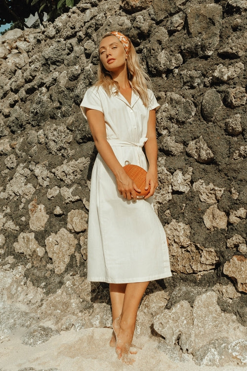 Between the Hemlines: The Many Narratives of Feminine Style